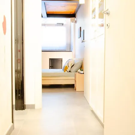 La Tana Apartment *